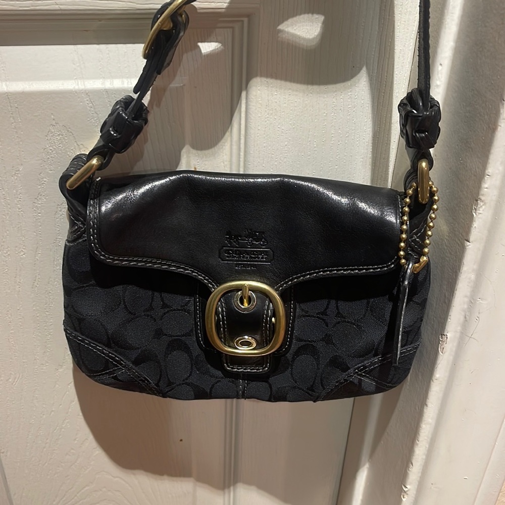 VINTAGE BLACK COACH BAG